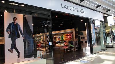 Mikroprocessor hund St Coquelles : Lacoste quitte le Channel Outlet Store, Nike revient - La Voix  du Nord