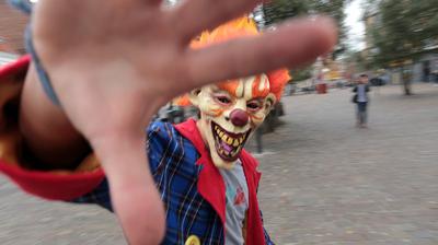 Téléchargement gratuit Images Boulogne Une Attaque De Clowns Armes Seme La Panique Chez Les dernière par