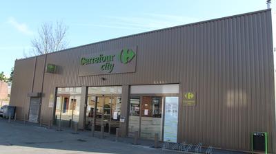 Lambersart Il Tente De Braquer Le Carrefour City Mais Se Prend La Porte La Voix Du Nord