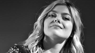 Le joli présent de Louane, en famille, ce soir, pour sa première à Lille -  La Voix du Nord