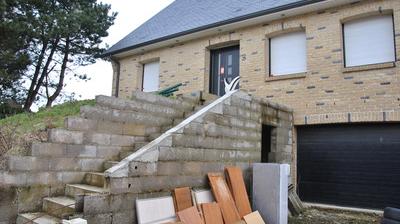 Un Bebe Congele Depuis Deux Ans Retrouve Dans Une Maison A Lisbourg La Voix Du Nord Un Bebe Congele Depuis Deux Ans Retrouve Dans Une Maison A Lisbourg La Voix Du Nord